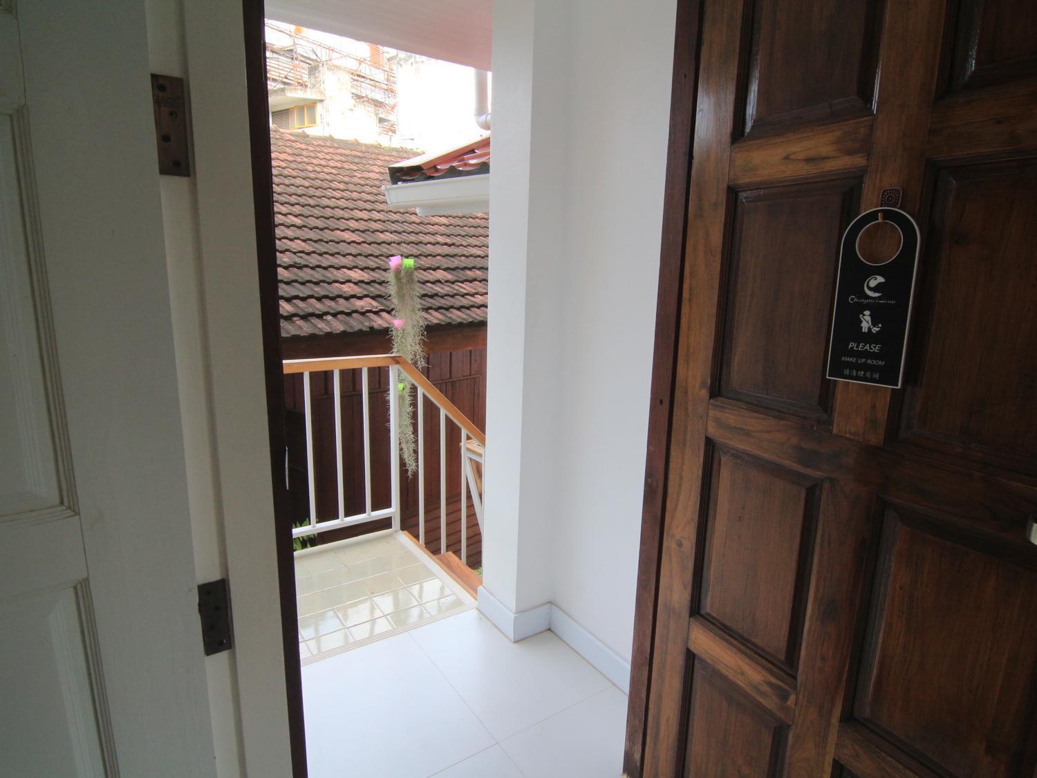 Changmoi House बिस्तर और नाश्ता